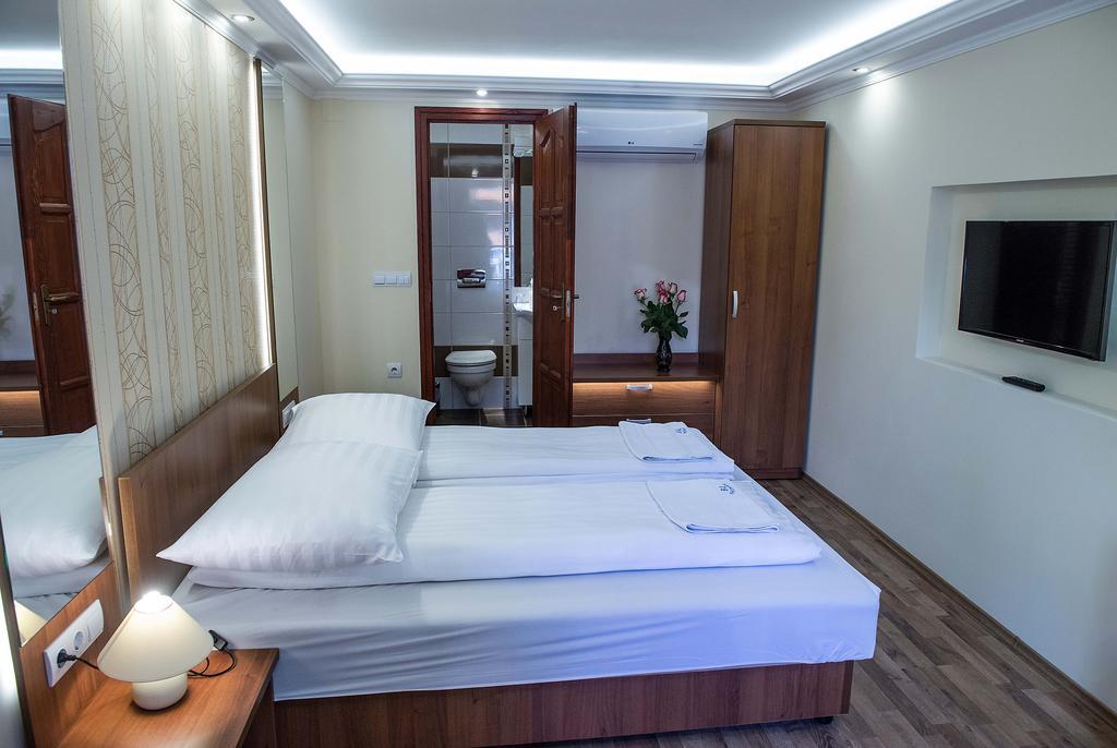 Bl.Apartmanhaz Ii. Сегед Екстер'єр фото